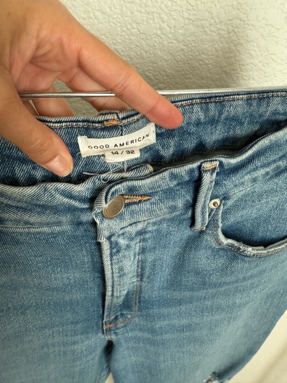 Good American High-Rise Distressed Straight Jeans - Medium Wash - Picture 4 of 10